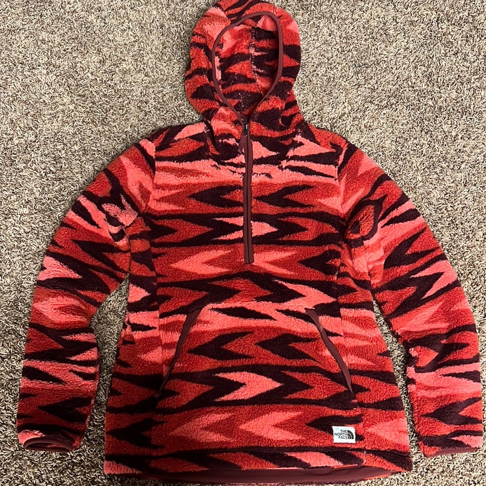 EUC The North Face Quarter Zip